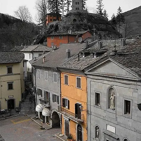Hébergement de vacances Torre Riva Dimora Storica *