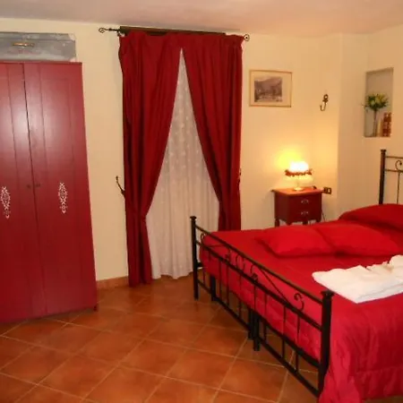 Torre Riva Dimora Storica Tatil Evi *