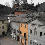 Сasa de vacaciones Torre Riva Dimora Storica *