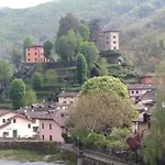 Сasa de vacaciones Torre Riva Dimora Storica