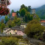 Сasa de vacaciones Torre Riva Dimora Storica