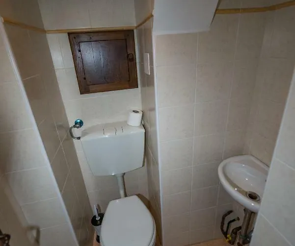 Torre Riva Dimora Storica 別荘 フィウマルボ